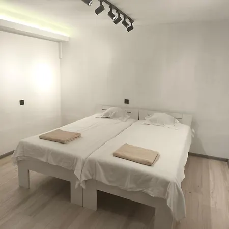 Apartment Casa Dan Center